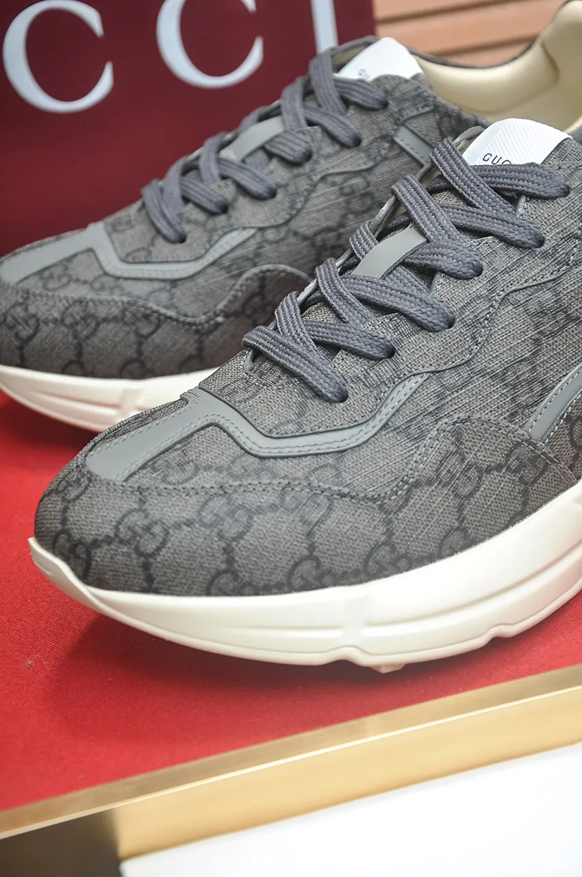 Men's shoes 💰540💶【GUCCI】 (couple style) (the highest version of Gucci's popular dad shoes. 🚹🚹2023 counter sales simultaneously ,, the upper is made of imported cowhide, comfortable sheepskin lining, great foot feel, original lightweight shock-absorbing thickened foam outsole, simple color matching, versatile and handsome, code number: 35-40 for women, 38-45 for men (45 is customized and non-returnable) "Full set of packaging, card, certificate, cloth bag, handbag"